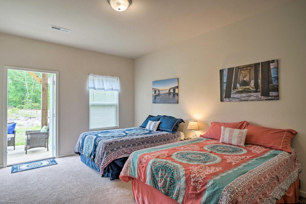 Modern Coastal Condo With Patio 1 Mi To Beaches! Carolina Beach Exterior foto
